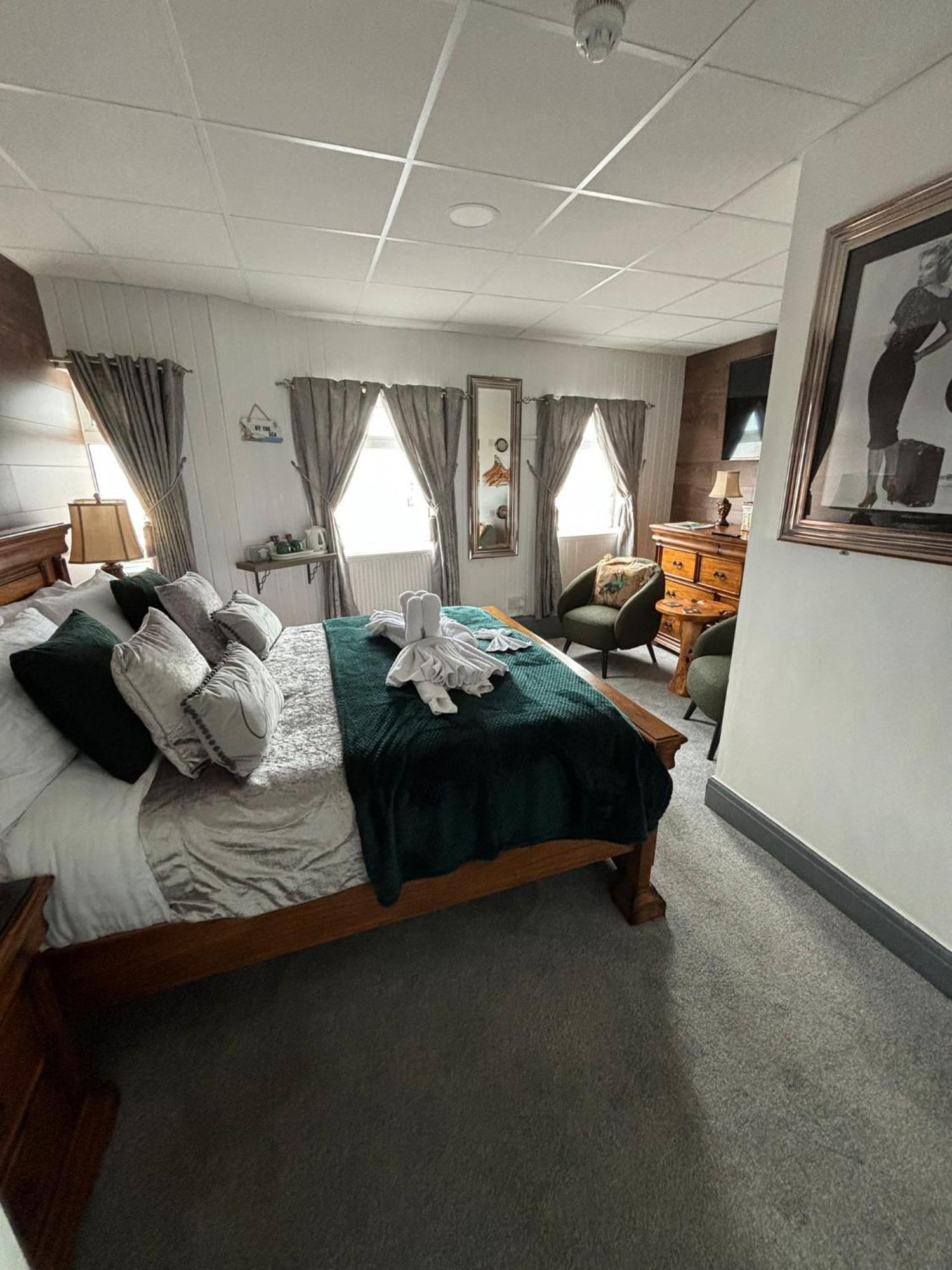 Kings Boutique Hotel